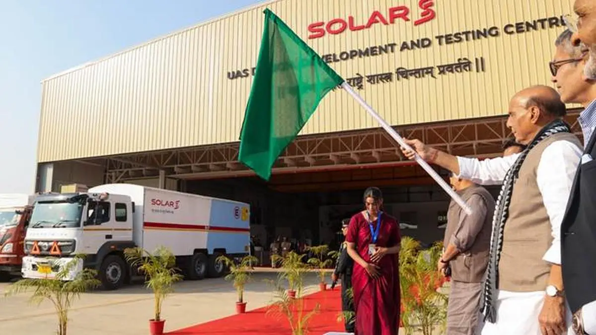 ASMO Logistics - Индия отправила первую партию управляемых ракет Pinaka в Армению